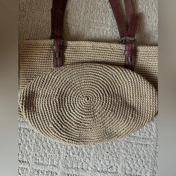 The Sak Silverwood Crochet Shopper Bag Shoulder Tote Zip Womens - Picture 3 of 6